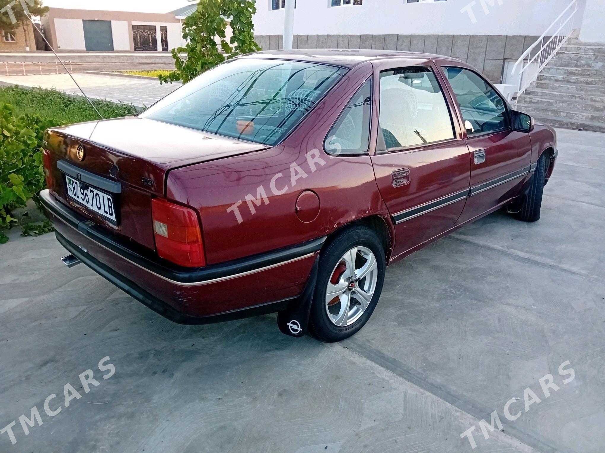 Opel Vectra 1990 - 35 000 TMT - Дянев - img 5