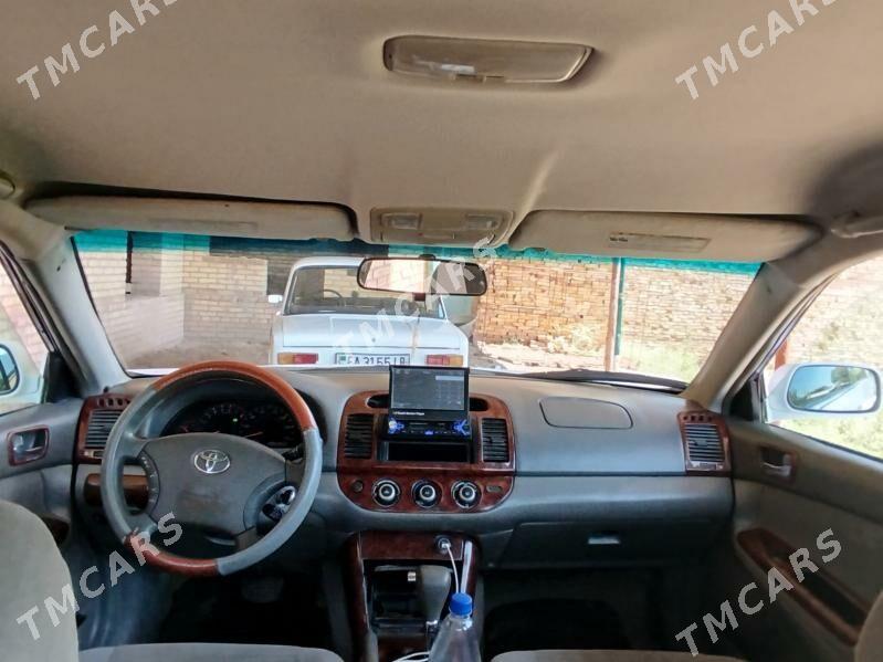Toyota Camry 2005 - 145 000 TMT - Halaç - img 2