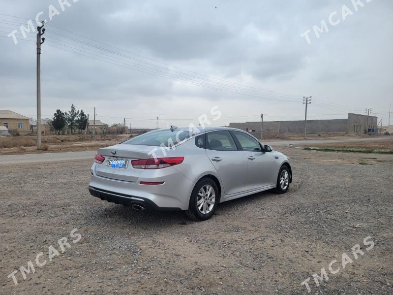 Kia Optima 2020 - 200 000 TMT - Ёлётен - img 3