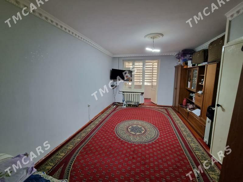 Gostinka 10mkr 1 etaž 37,4 kwt - 10 мкр - img 2
