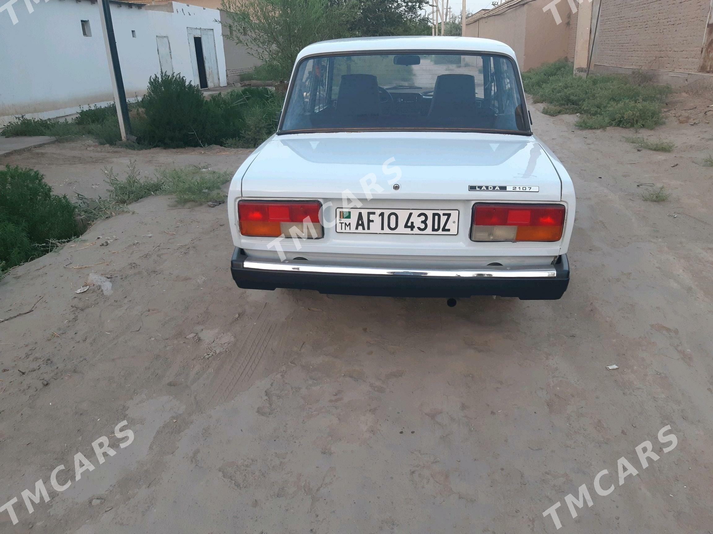 Lada 2107 2003 - 38 000 TMT - Гурбансолтан Едже - img 5