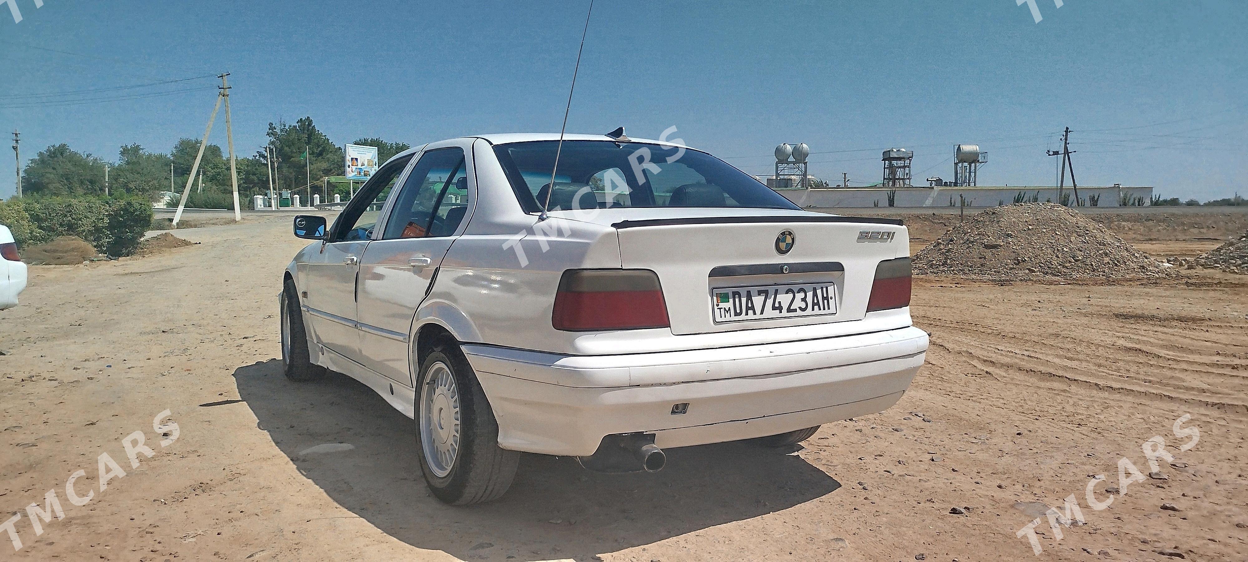 BMW 320 1992 - 45 000 TMT - Ёлётен - img 3