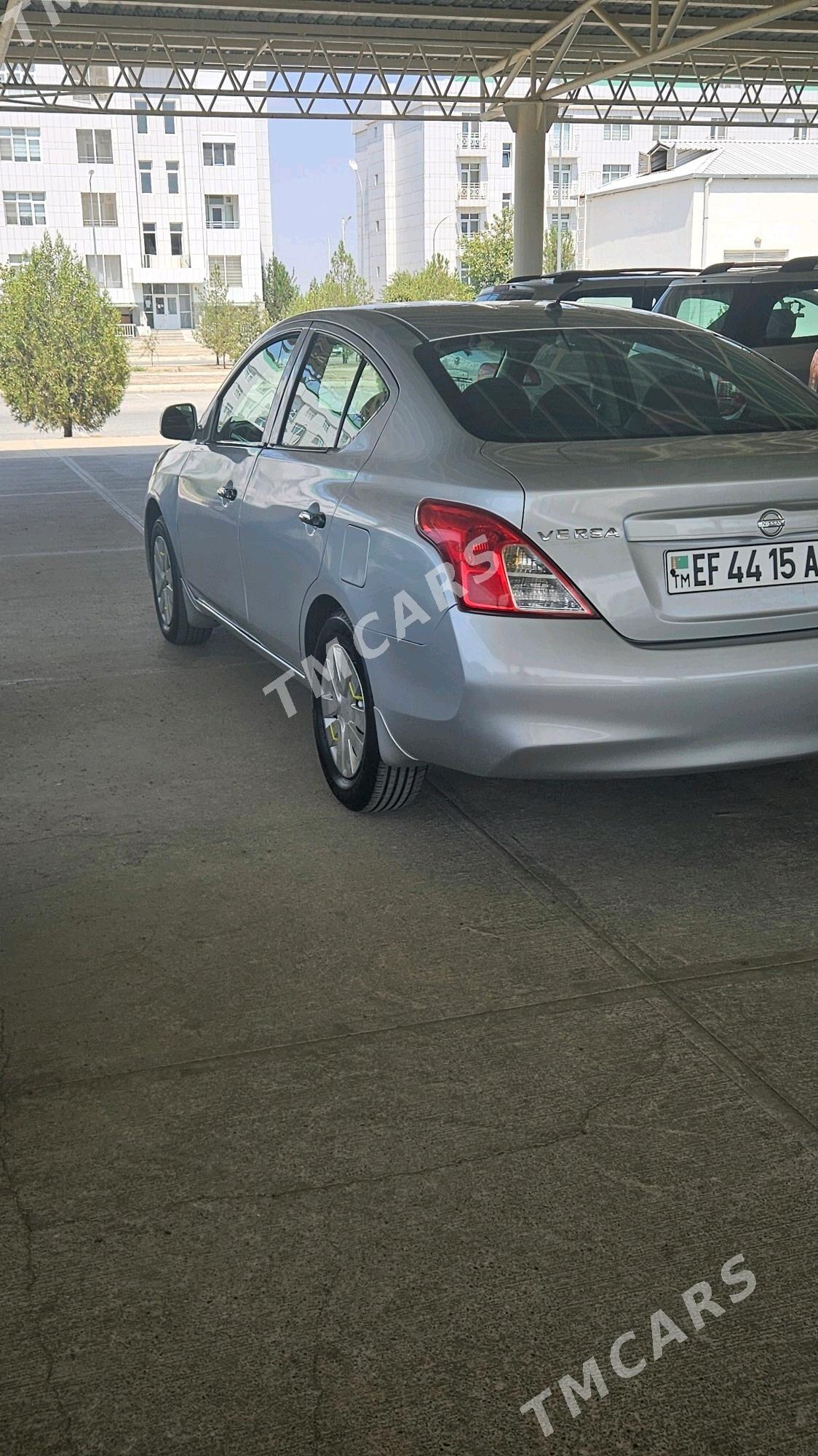 Nissan Versa 2011 - 102 000 TMT - Гуртли - img 4