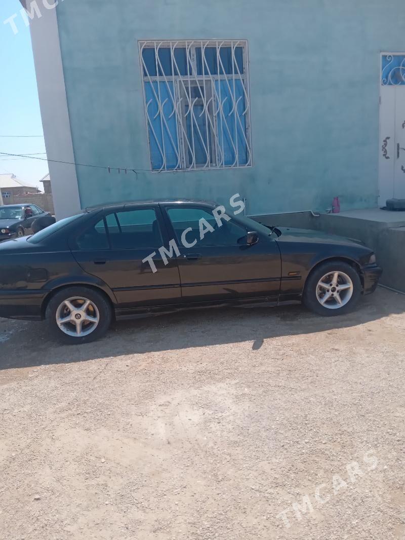 BMW 325 1993 - 33 000 TMT - Balkanabat - img 2