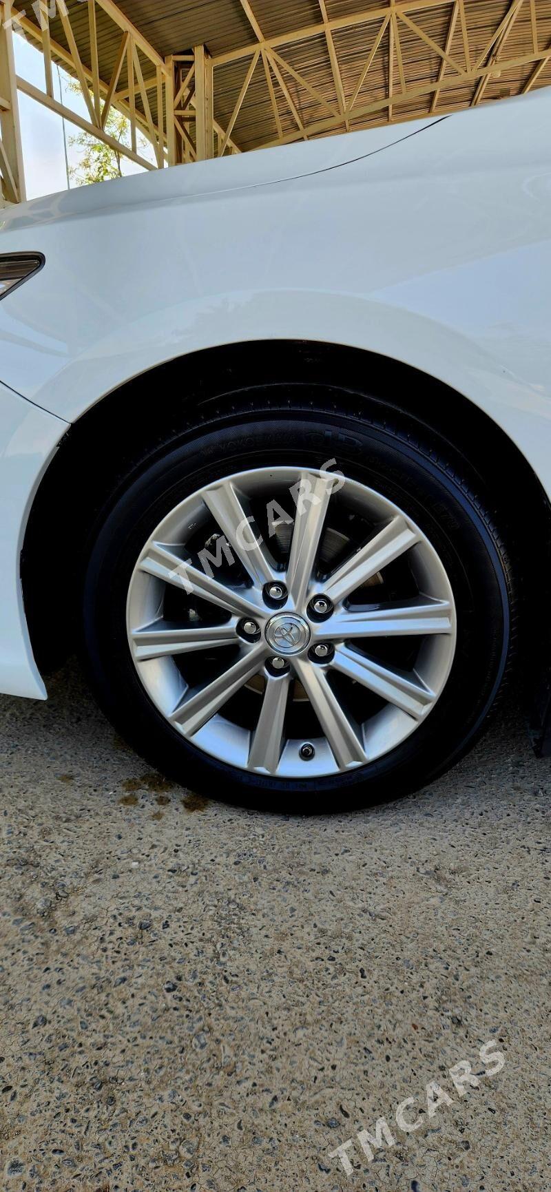 Toyota Camry 2015 - 280 000 TMT - 30 mkr - img 5