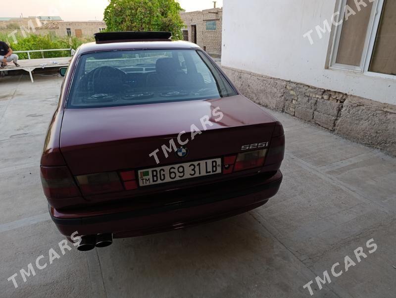 BMW 530 1993 - 55 000 TMT - Туркменабат - img 5