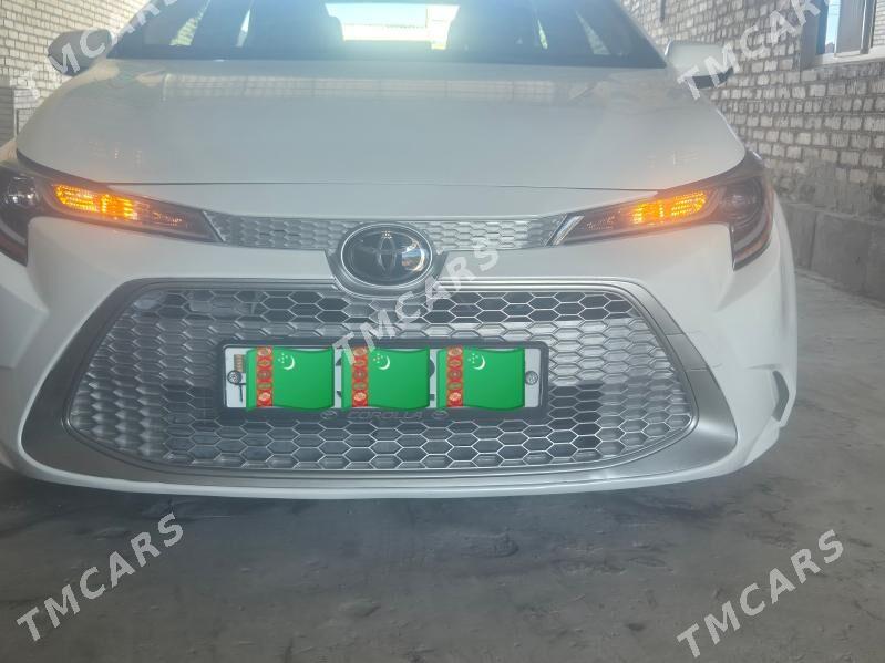 Toyota Corolla 2022 - 280 000 TMT - Туркменабат - img 2