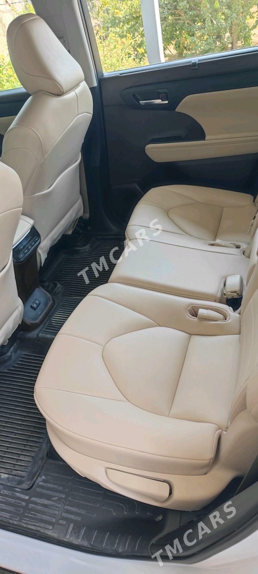 Toyota Highlander 2021 - 585 000 TMT - Ак-Бугдайский этрап - img 5