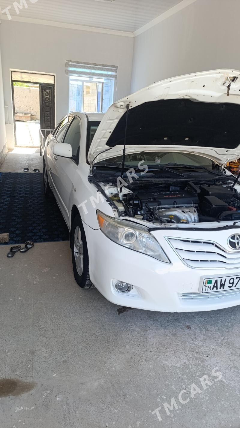 Toyota Camry 2010 - 140 000 TMT - Кёнеургенч - img 7