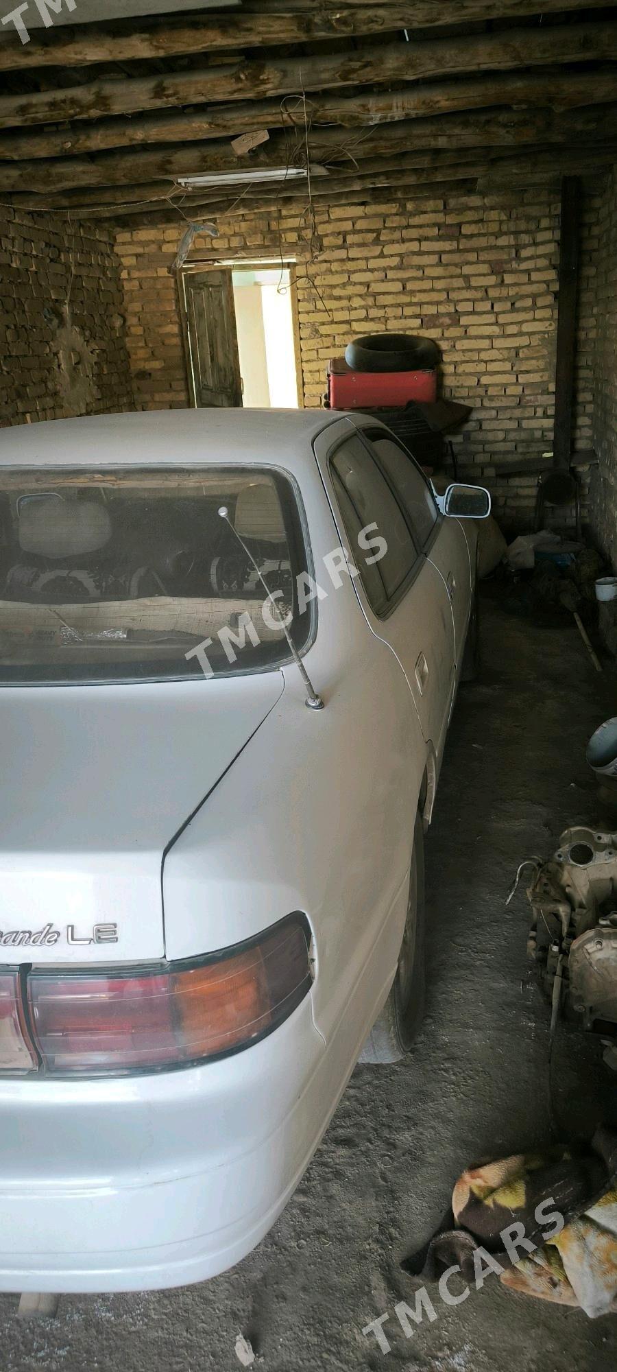 Toyota Camry 1993 - 52 000 TMT - Dänew - img 5