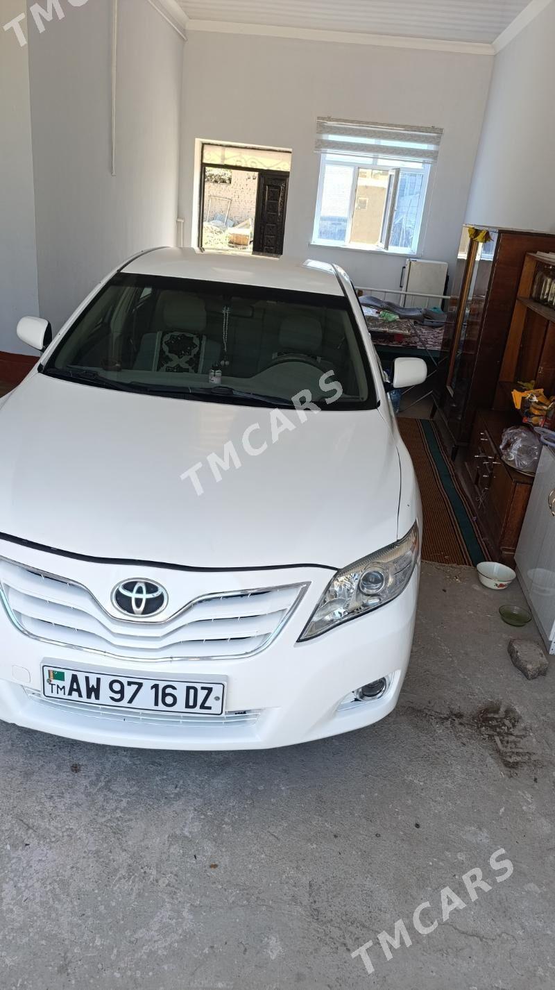 Toyota Camry 2010 - 140 000 TMT - Кёнеургенч - img 8
