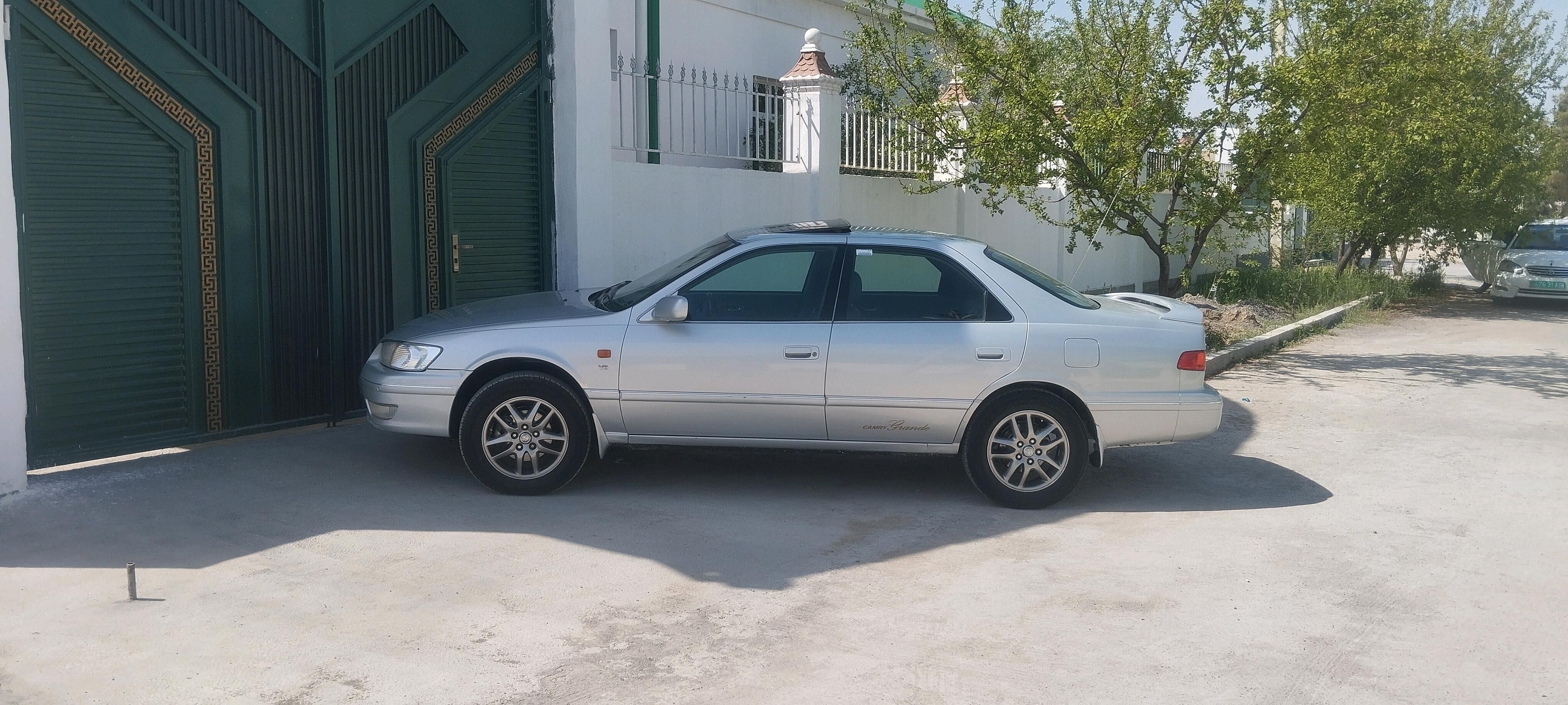 Toyota Camry 2000 - 155 000 TMT - Aşgabat - img 3