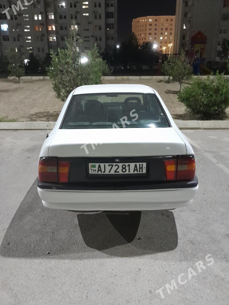 Opel Vectra 1992 - 35 000 TMT - Мир 7 - img 2