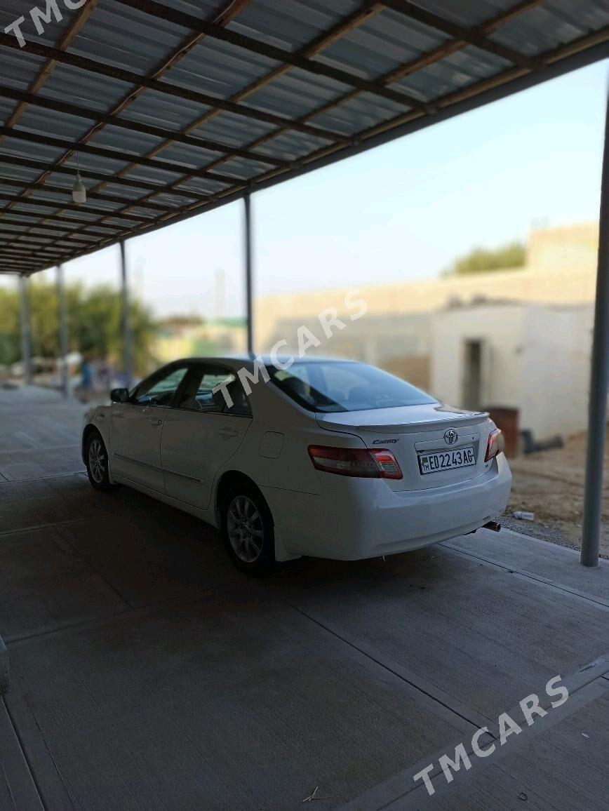 Toyota Camry 2010 - 129 000 TMT - Herrikgala - img 3