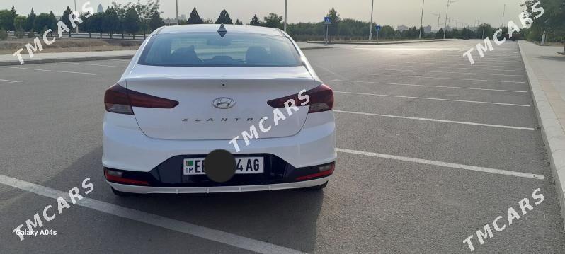 Hyundai Elantra 2020 - 215 000 TMT - Parahat 4 - img 3