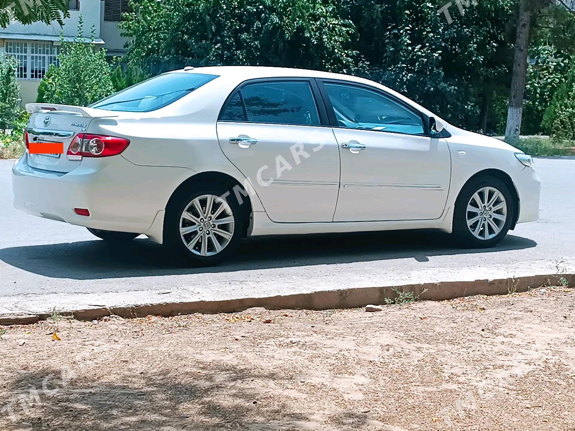 Toyota Corolla 2011 - 160 000 TMT - Ак-Бугдайский этрап - img 2