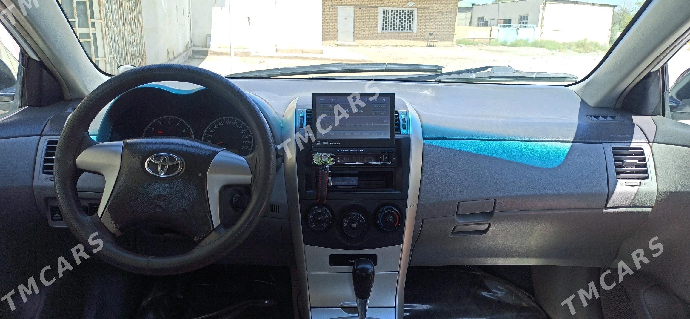Toyota Corolla 2011 - 160 000 TMT - Ак-Бугдайский этрап - img 3
