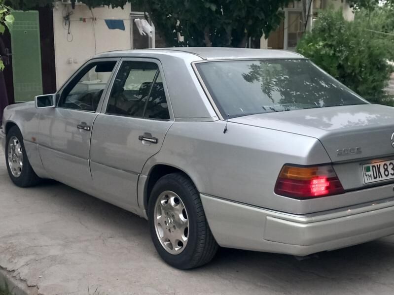 Mercedes-Benz E320 1991 - 65 000 TMT - Aşgabat - img 4