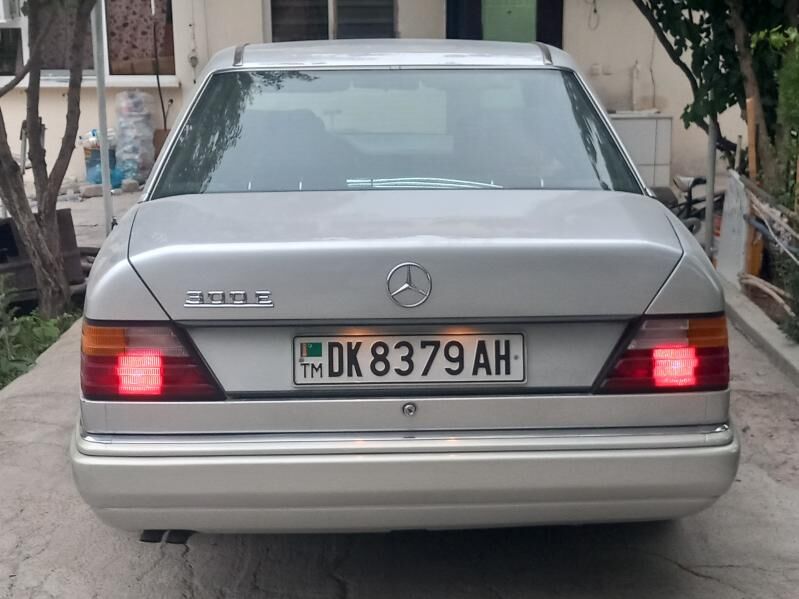 Mercedes-Benz E320 1991 - 65 000 TMT - Aşgabat - img 5
