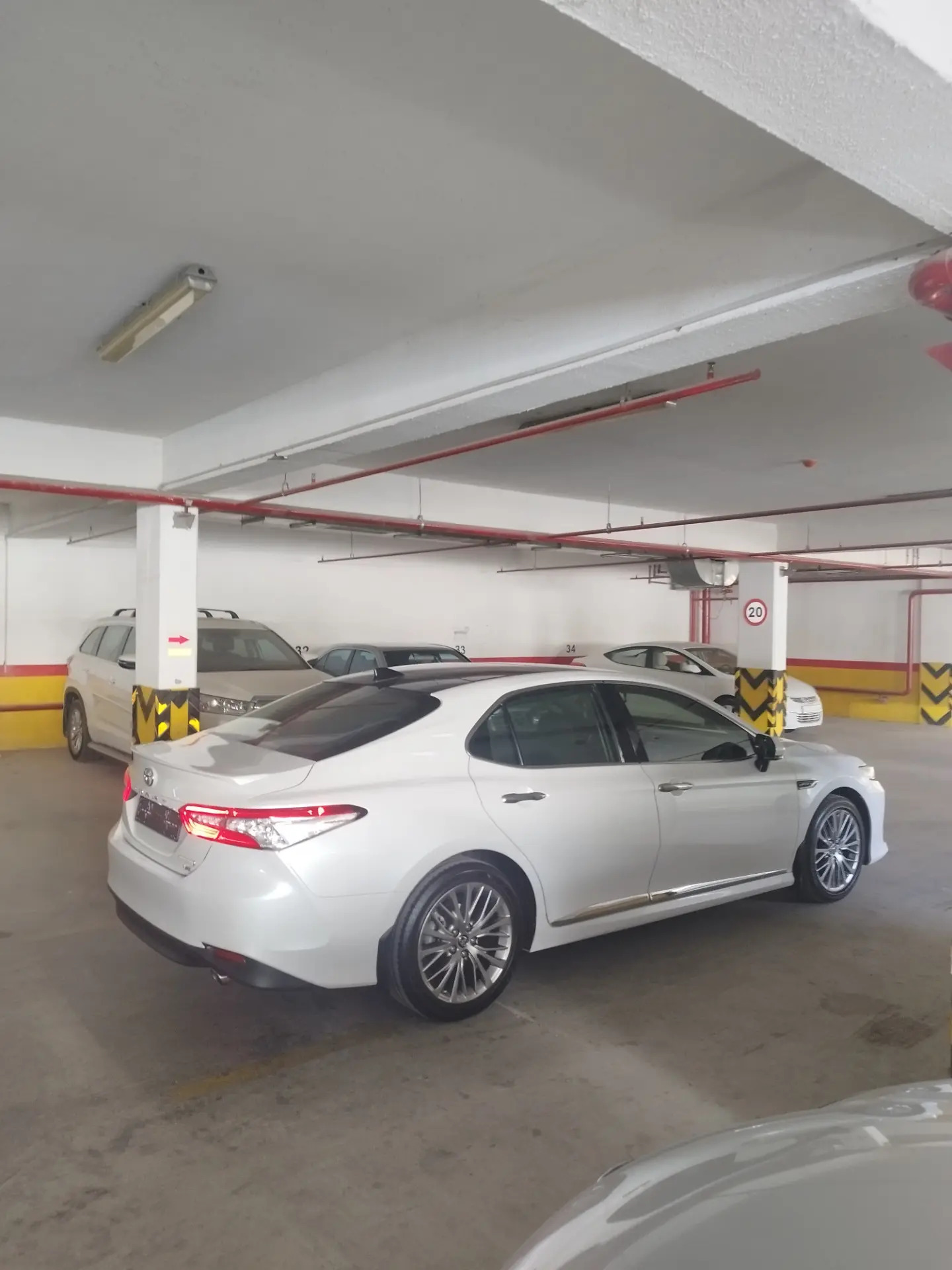 Toyota Camry 2019 - 470 000 TMT - Ашхабад - img 2