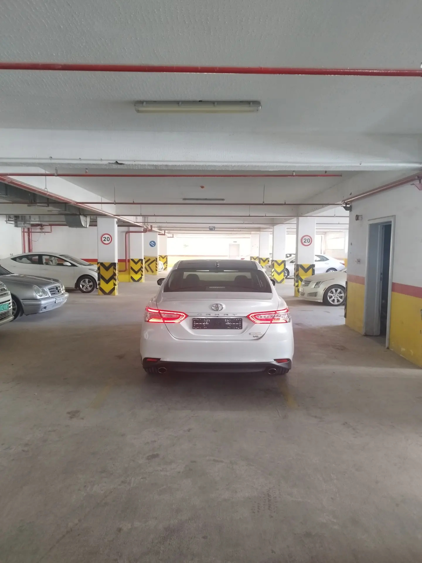 Toyota Camry 2019 - 470 000 TMT - Ашхабад - img 3