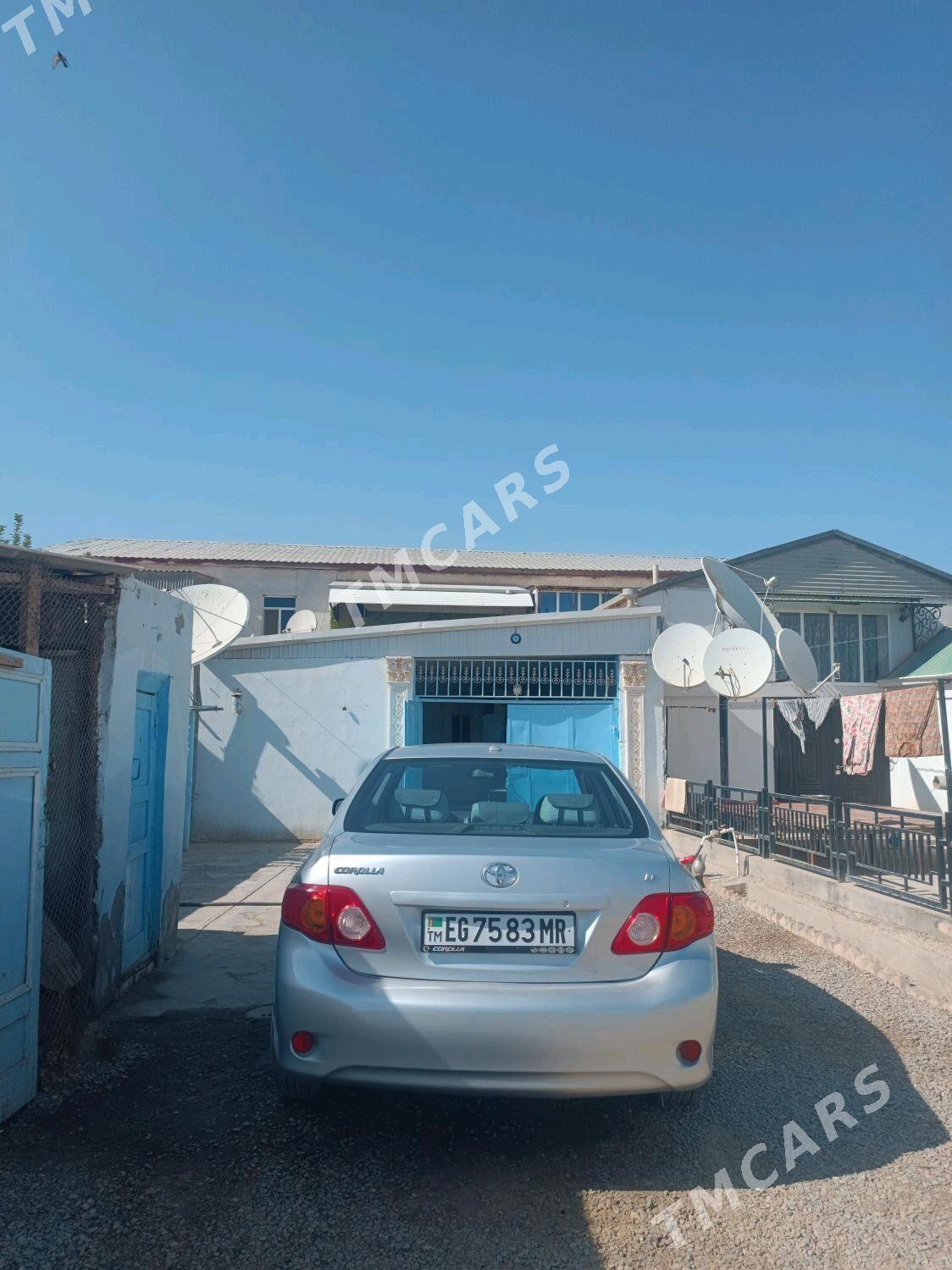 Toyota Corolla 2010 - 140 000 TMT - Мургап - img 3