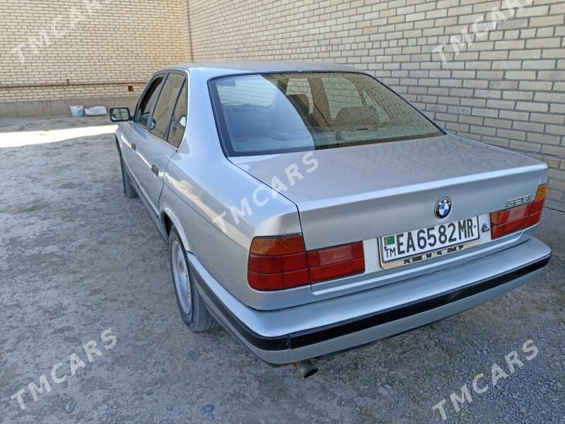 BMW 5 Series 1990 - 44 000 TMT - Сакарчага - img 3