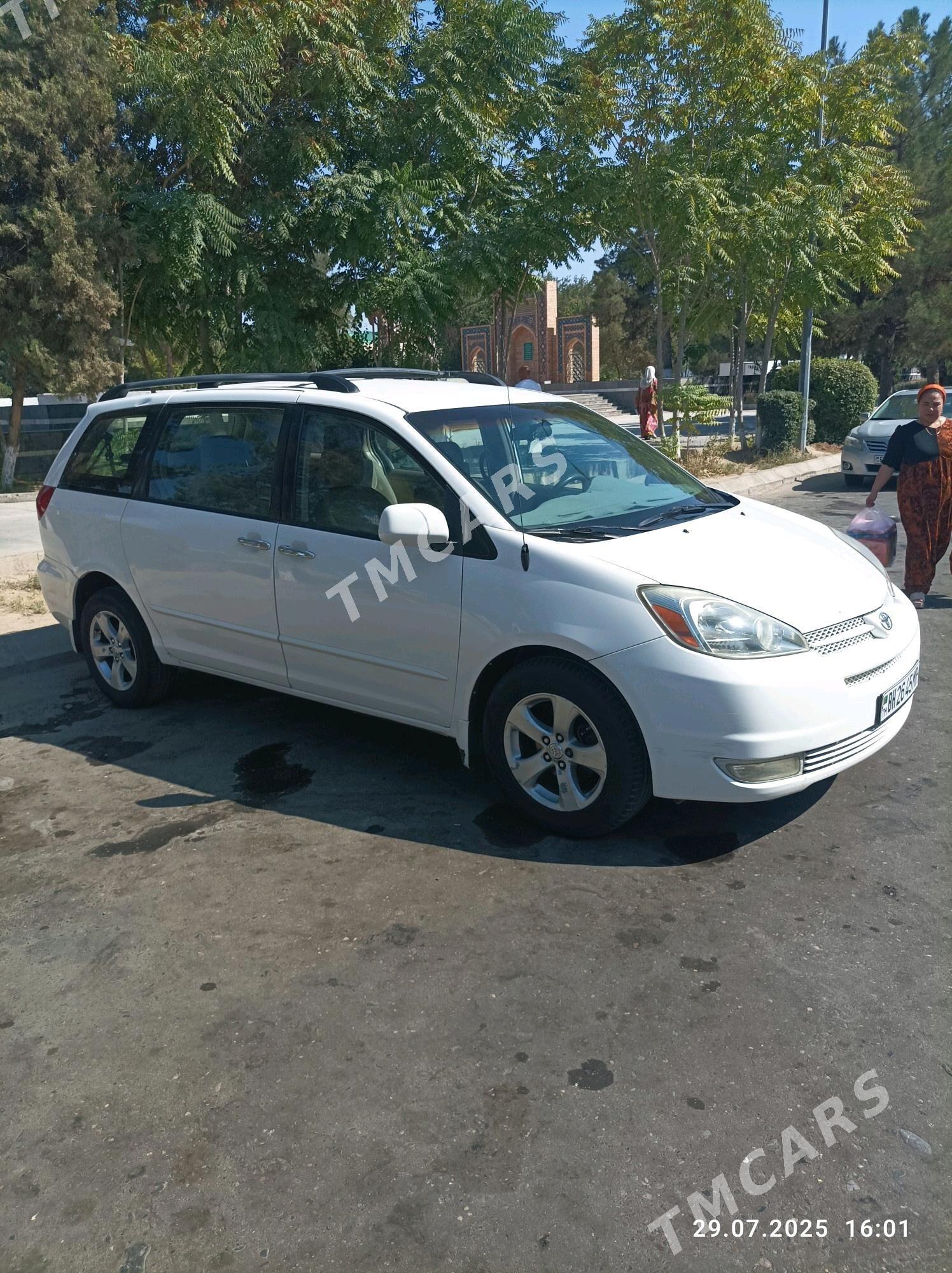 Toyota Sienna 2003 - 210 000 TMT - Мары - img 6