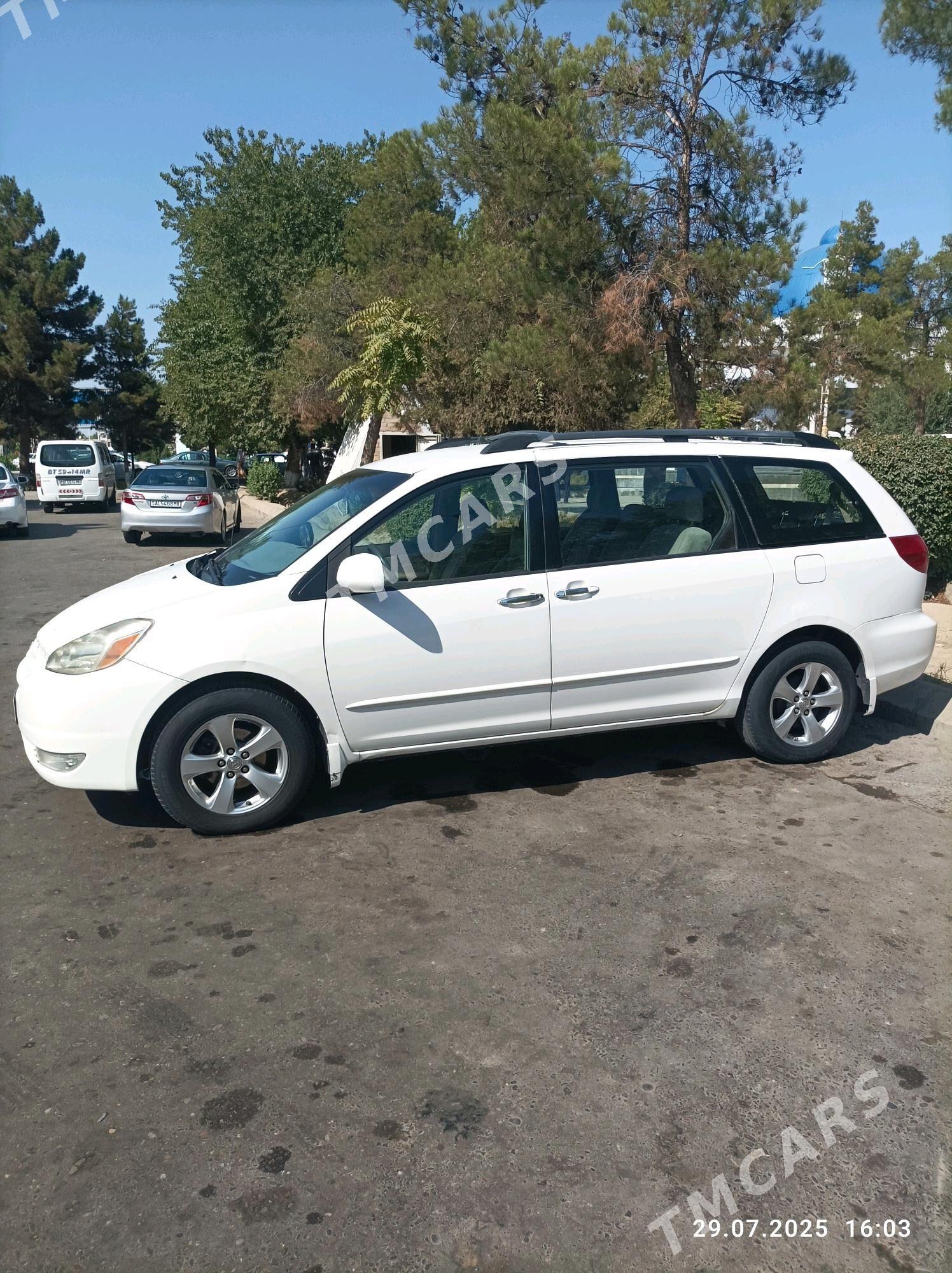 Toyota Sienna 2003 - 210 000 TMT - Мары - img 8