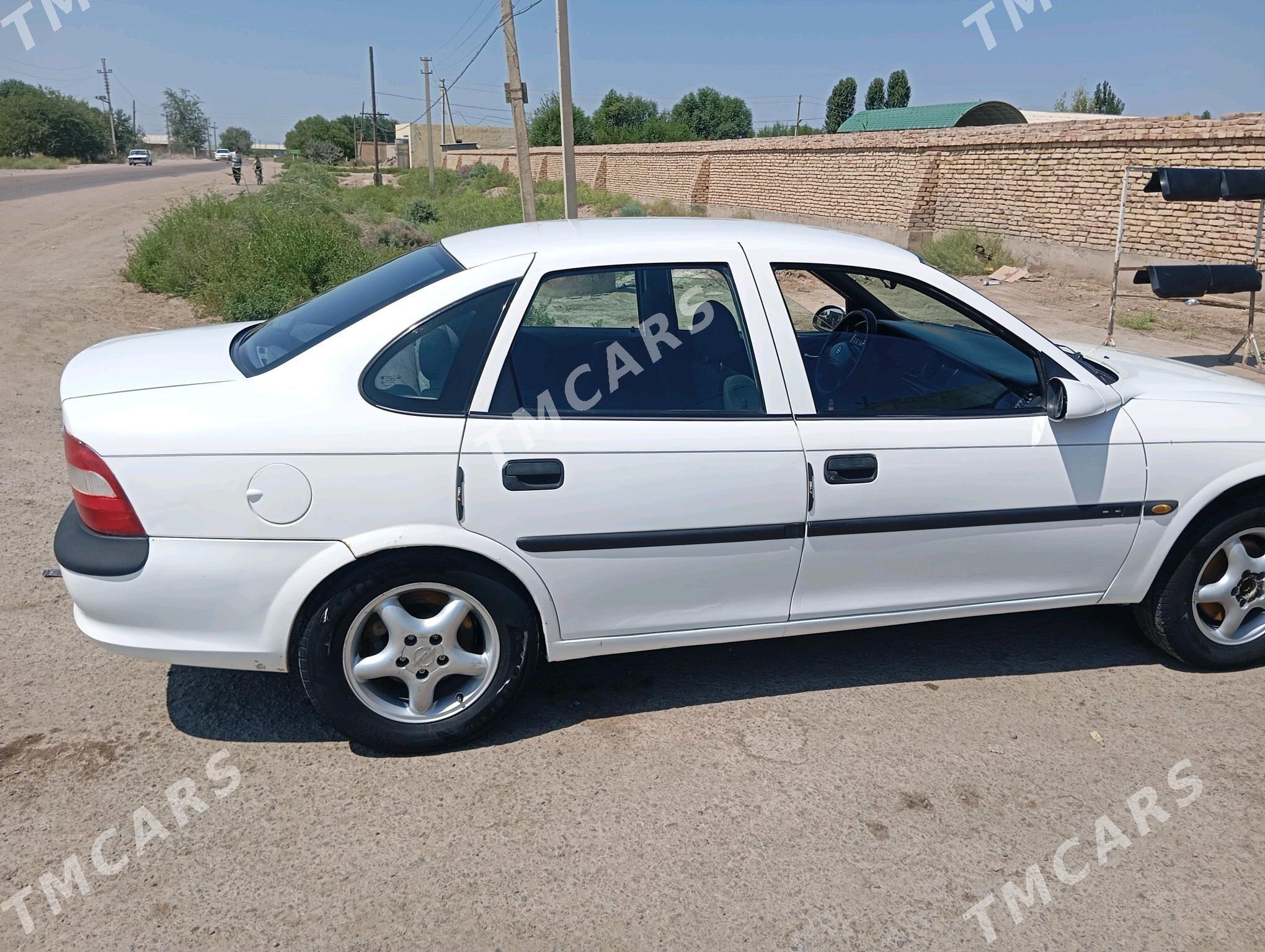 Opel Vectra 1998 - 46 000 TMT - Gubadag - img 5