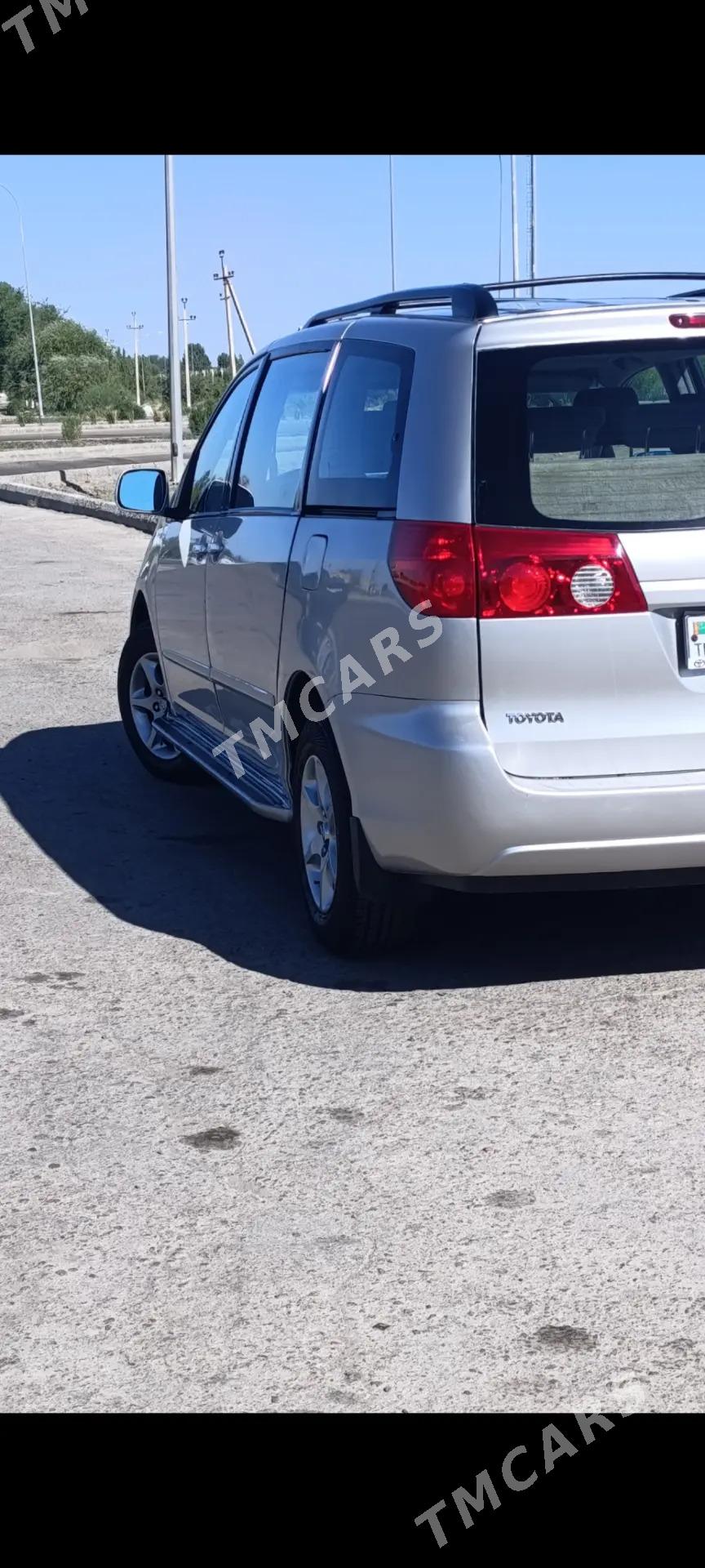 Toyota Sienna 2007 - 205 000 TMT - Boldumsaz - img 2