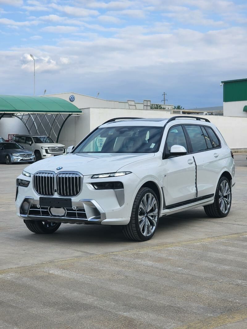 BMW X7 2024 - 2 240 000 TMT - 11 mkr - img 4