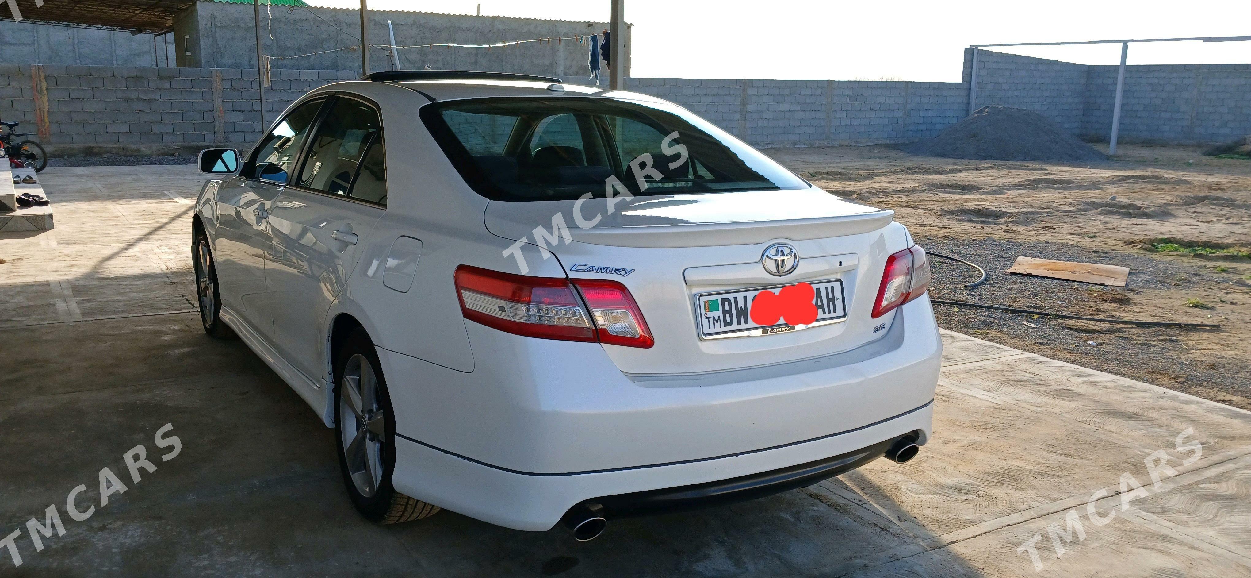 Toyota Camry 2010 - 178 000 TMT - Ýaşlyk - img 5