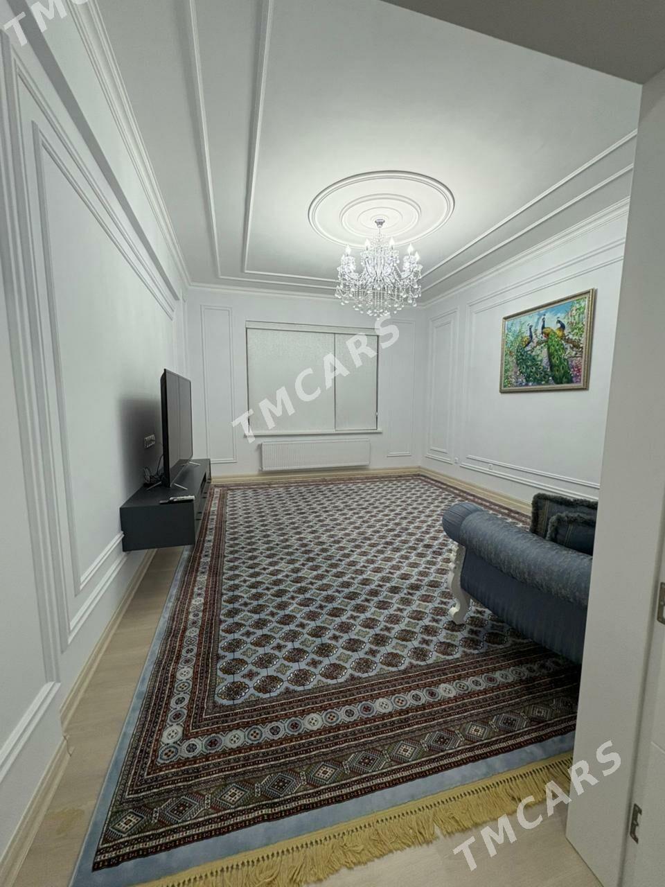 Gurtly, 3-kom. poluelitka  - Гуртли - img 1