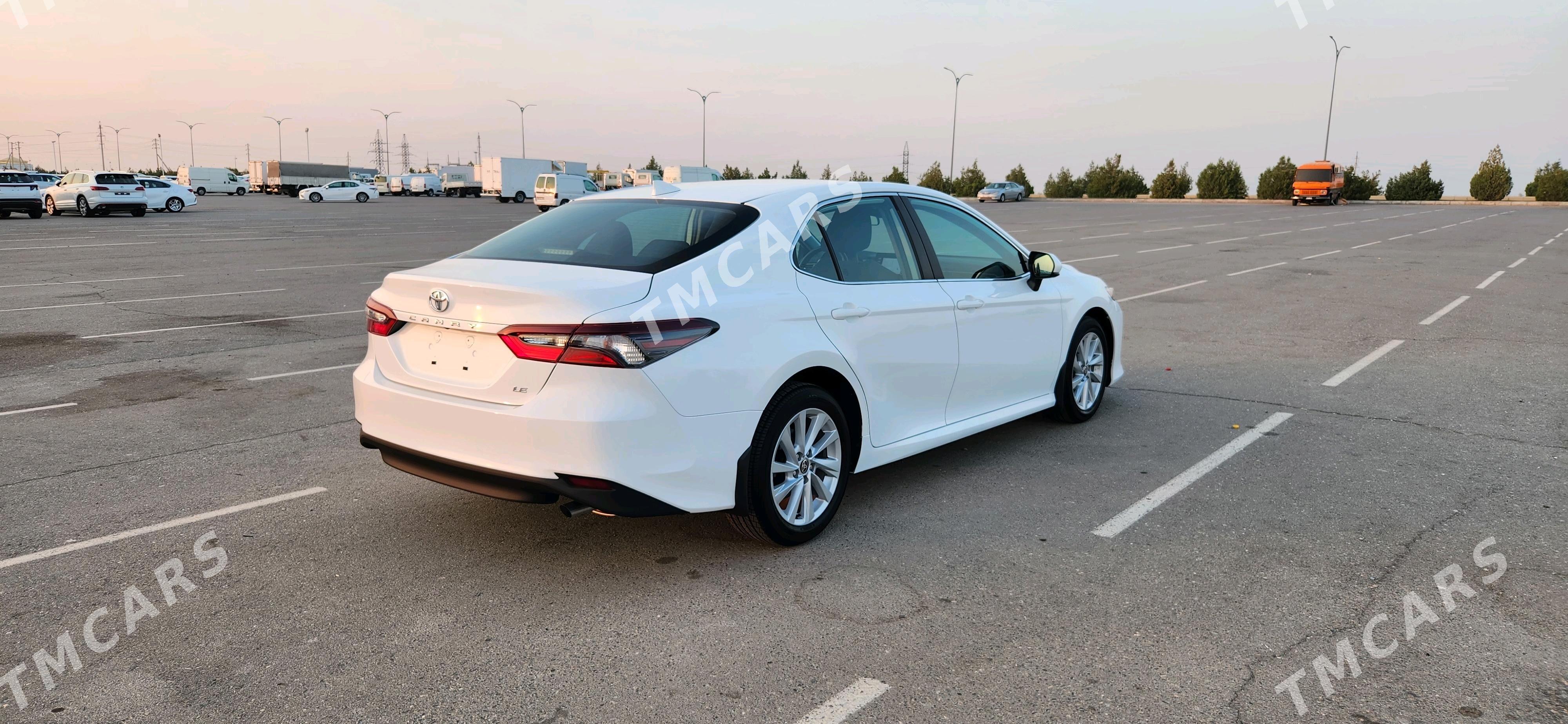 Toyota Camry 2022 - 353 000 TMT - Aşgabat - img 2