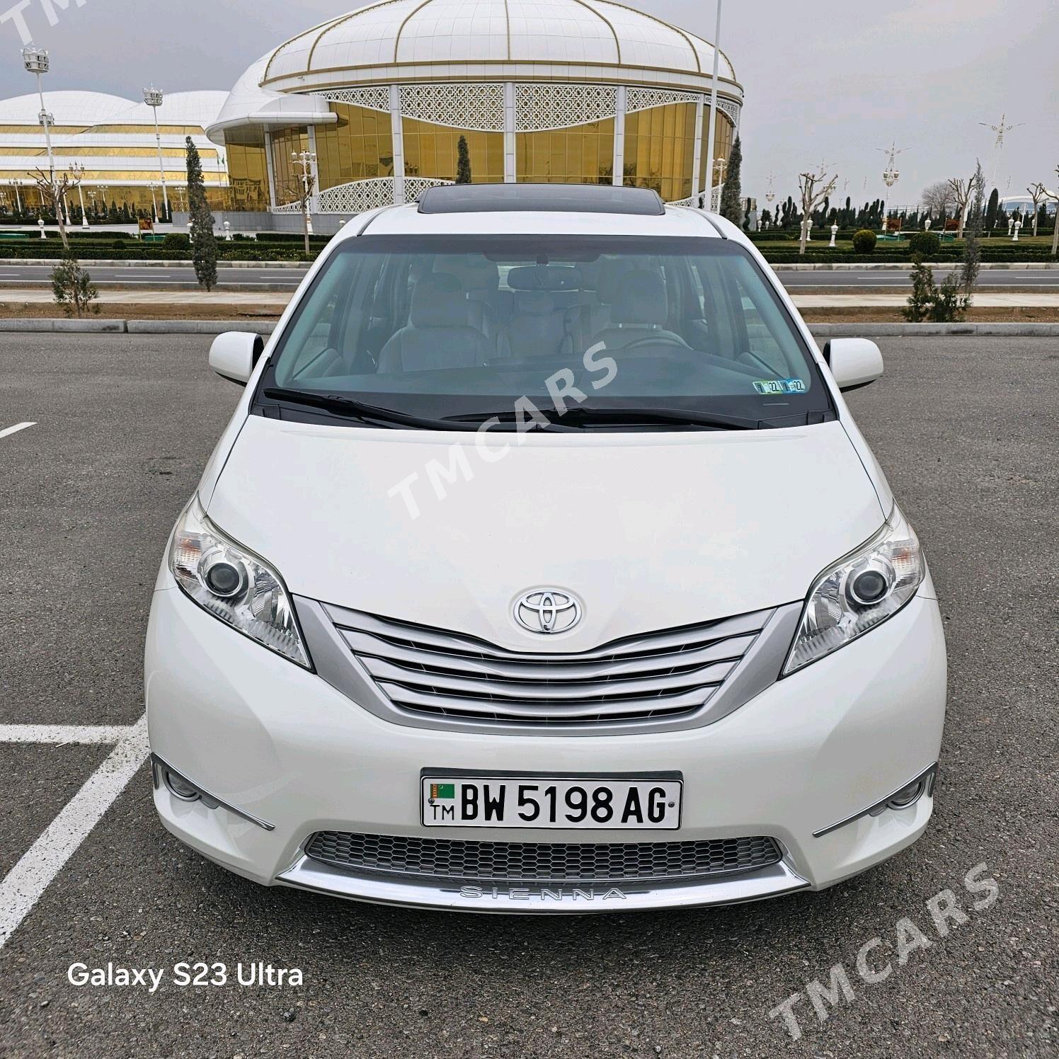 Toyota Sienna 2017 - 440 000 TMT - Çoganly - img 3