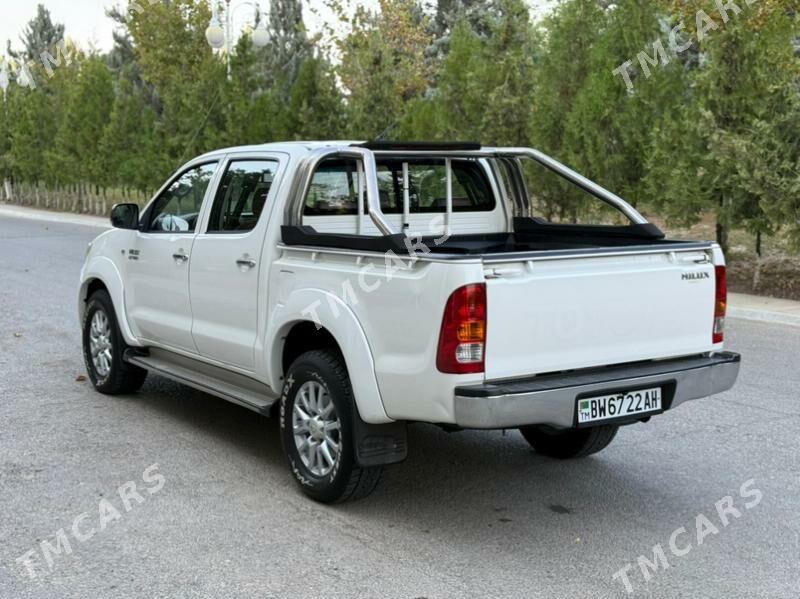 Toyota Hilux 2011 - 290 000 TMT - Howdan "B" - img 6