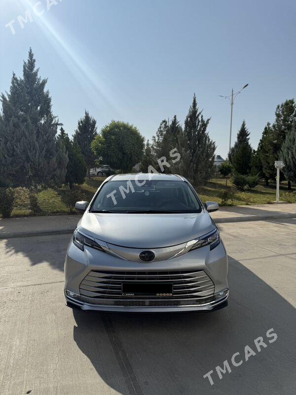 Toyota Sienna 2021 - 450 000 TMT - Ашхабад - img 2
