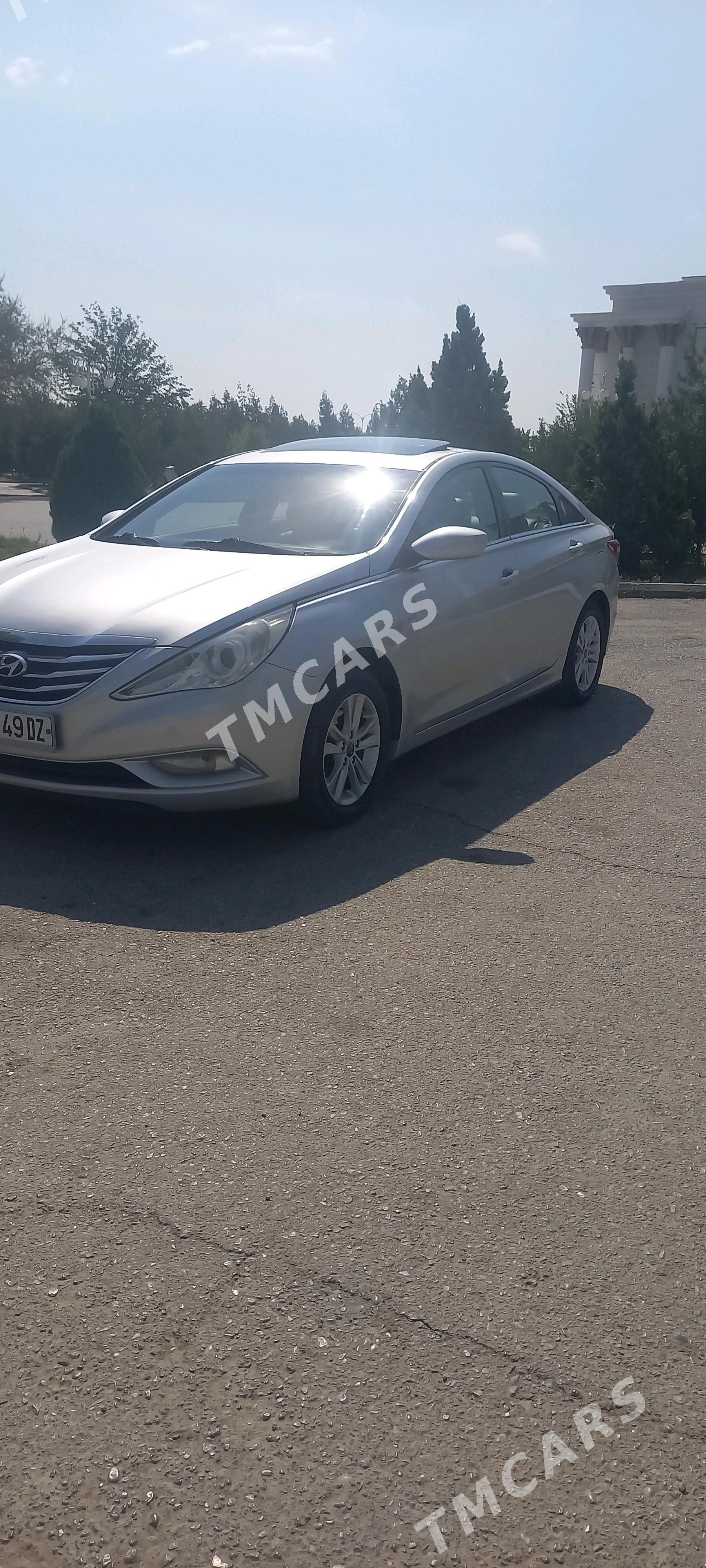 Hyundai Sonata 2011 - 135 000 TMT - Gubadag - img 4