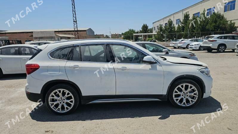 BMW X1 2021 - 350 000 TMT - Ашхабад - img 3