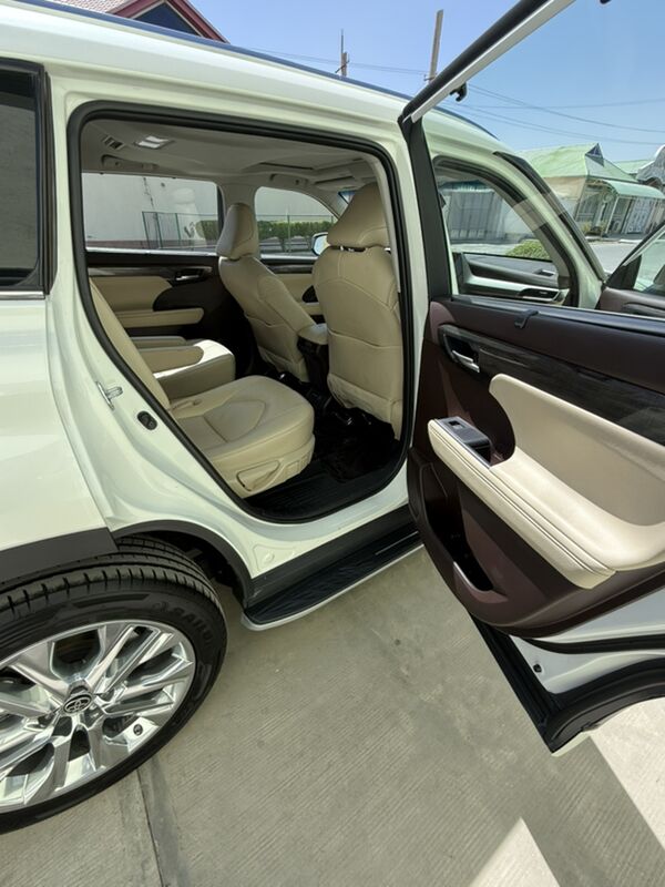 Toyota Highlander 2021 - 630 000 TMT - Aşgabat - img 2