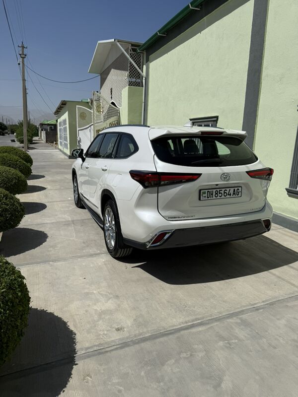 Toyota Highlander 2021 - 630 000 TMT - Aşgabat - img 9