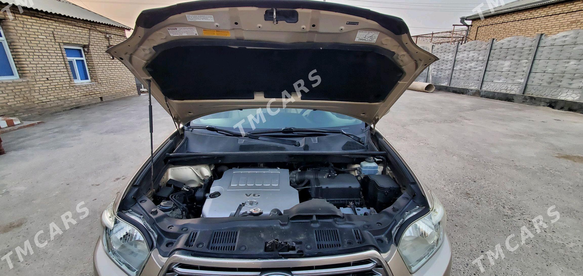 Toyota Highlander 2008 - 280 000 TMT - Мары - img 6