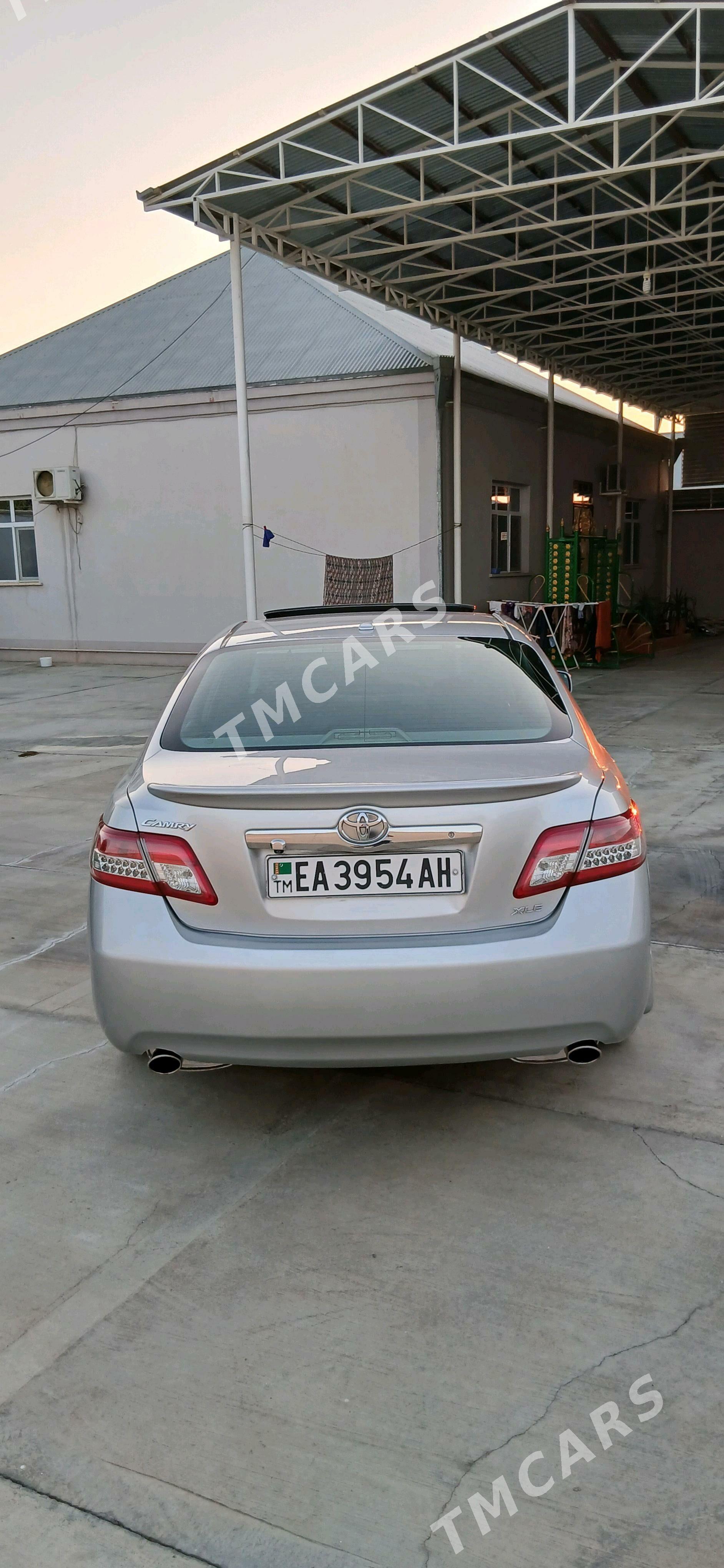 Toyota Camry 2011 - 230 000 TMT - Бахарден - img 3