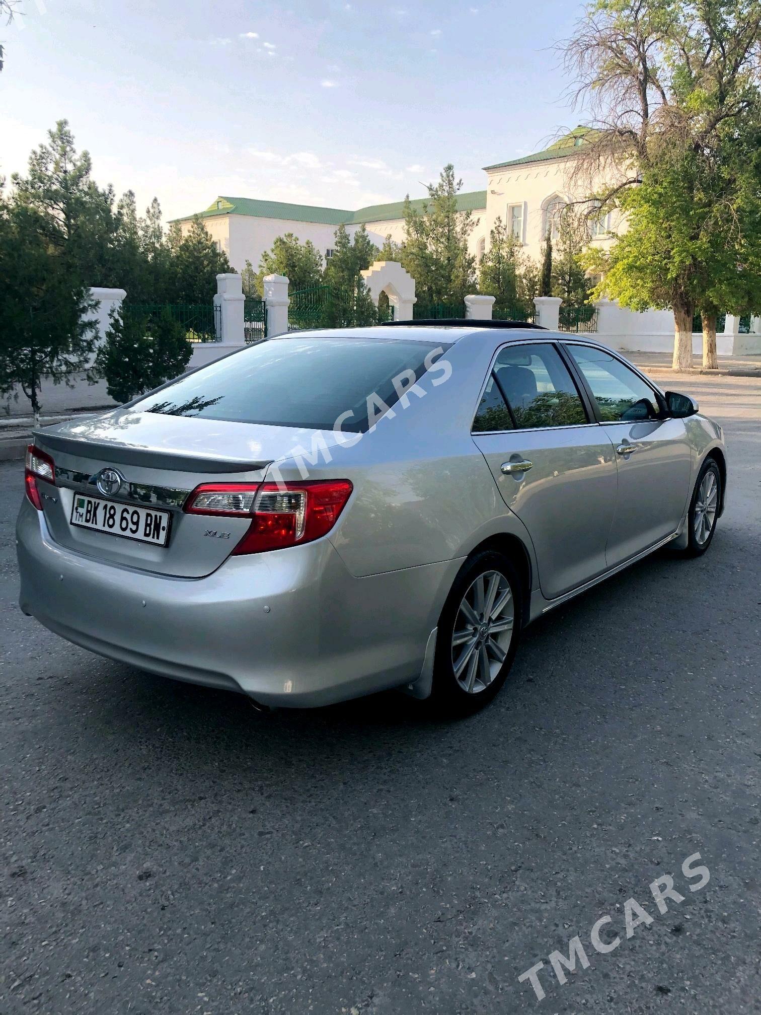 Toyota Camry 2012 - 260 000 TMT - Балканабат - img 2