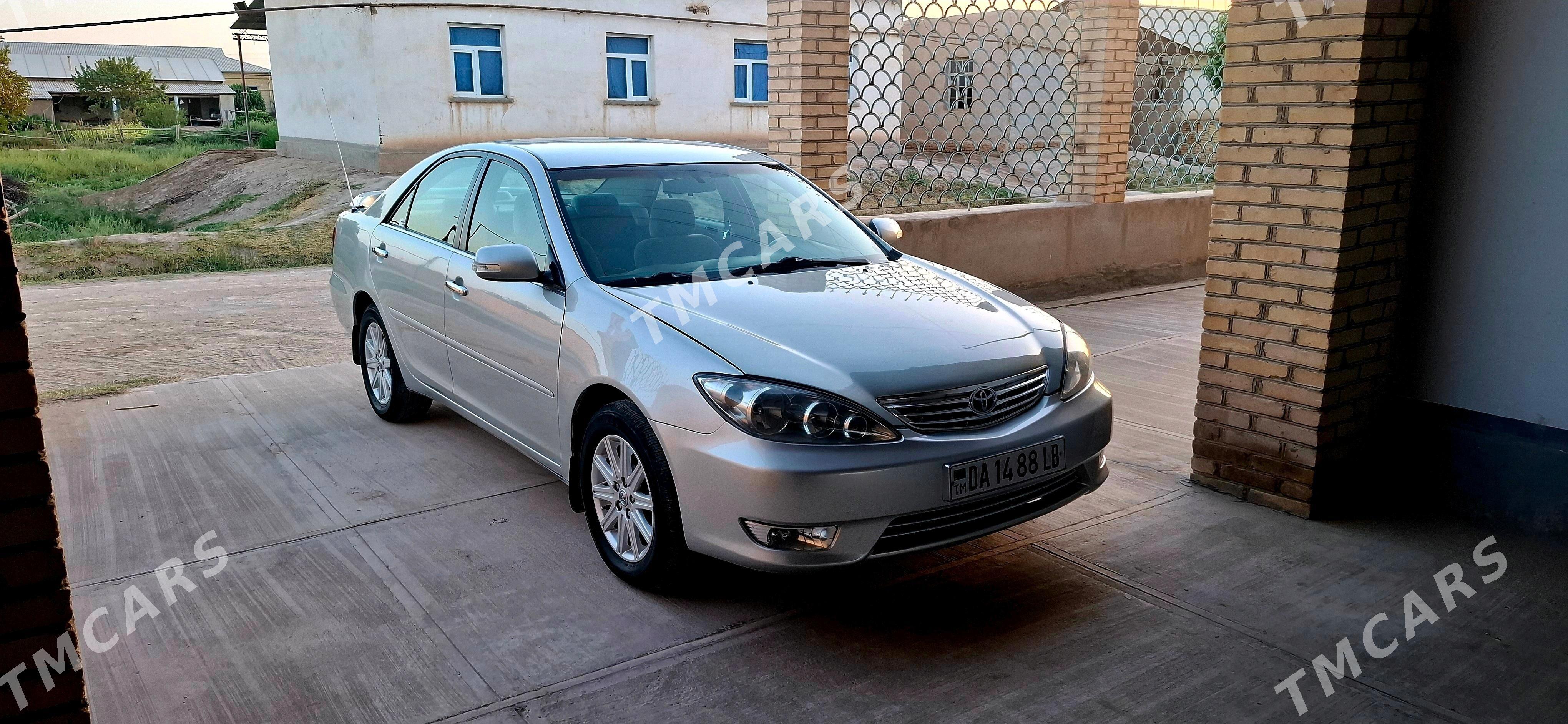 Toyota Camry 2004 - 167 000 TMT - Халач - img 2
