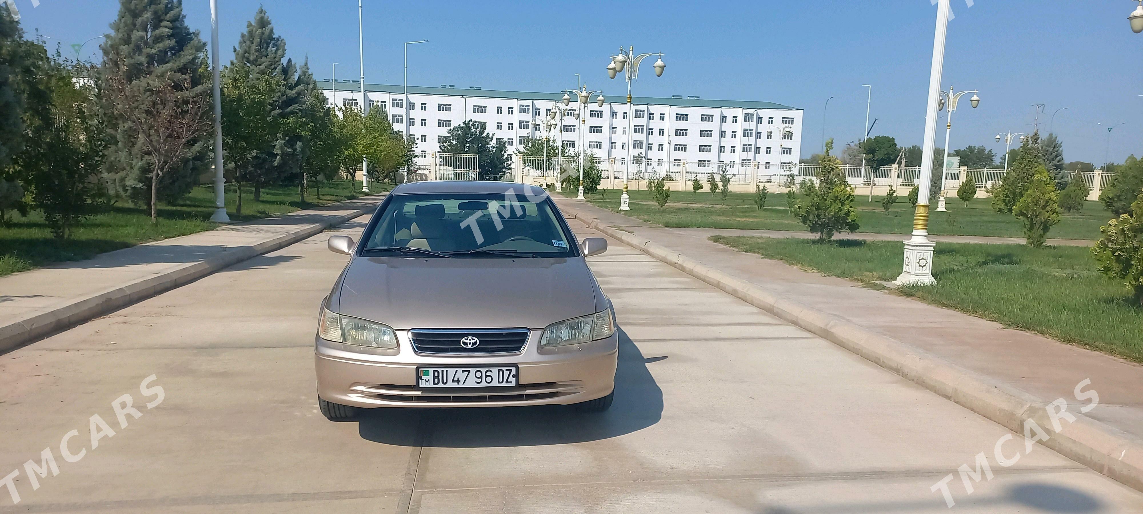 Toyota Camry 2000 - 132 000 TMT - Дашогуз - img 5