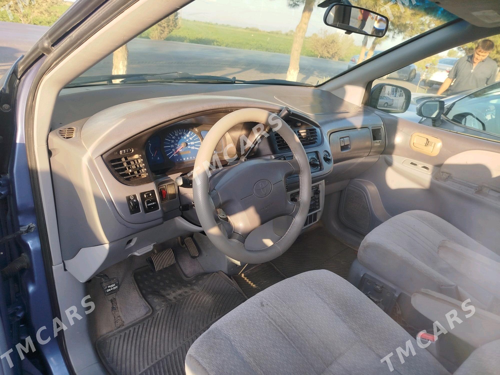 Toyota Sienna 2001 - 120 000 TMT - Türkmenabat - img 6