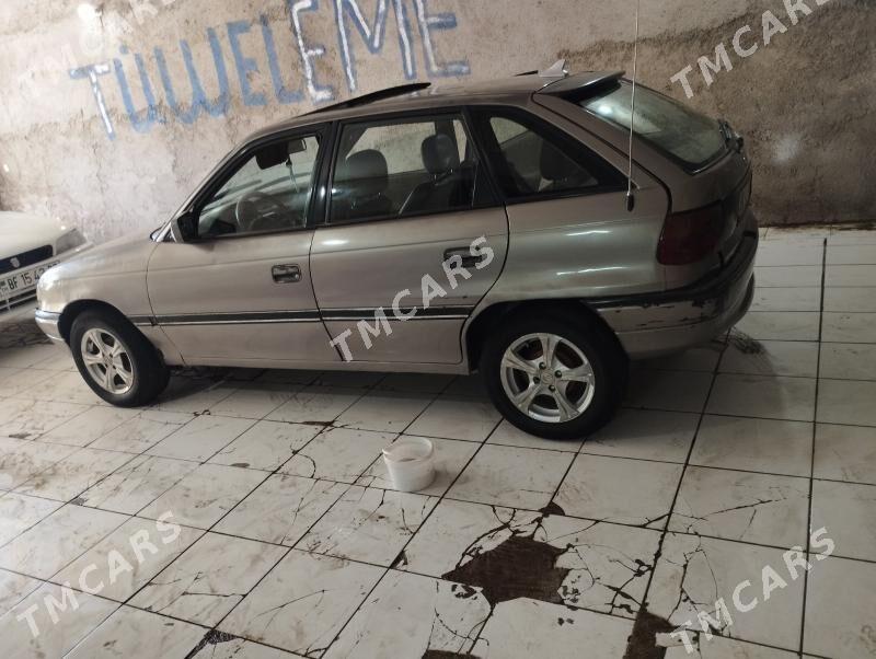 Opel Astra 1993 - 30 000 TMT - Акдепе - img 4