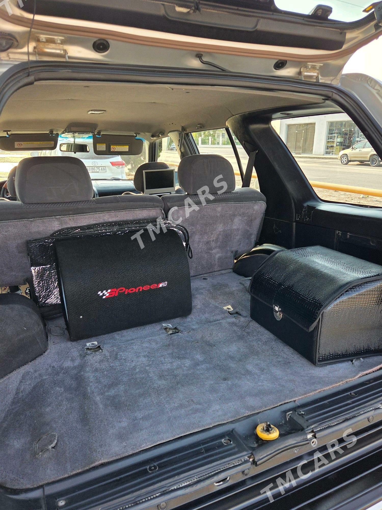 Nissan Pathfinder 2002 - 140 000 TMT - Kaka - img 2